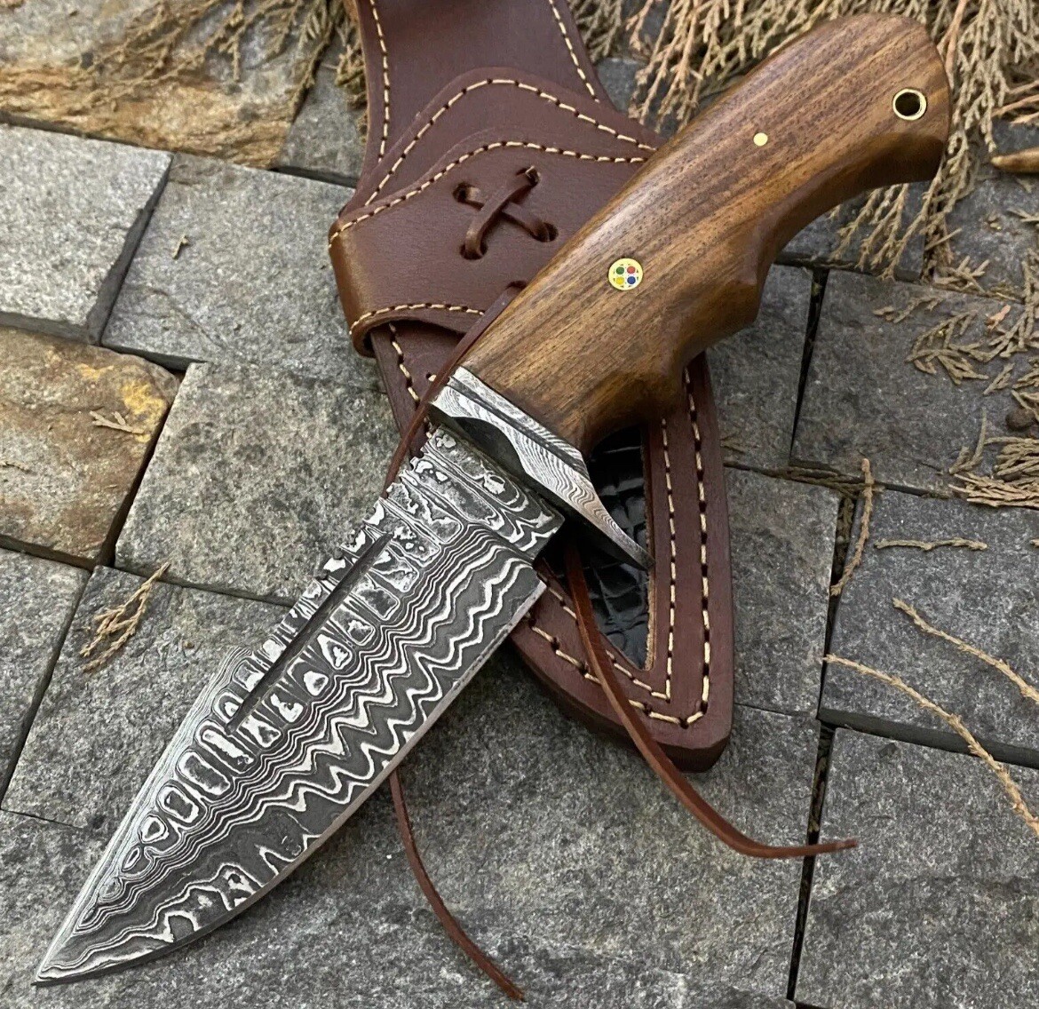 Best Hunting HANDMADE DAMASCUS STEEL SKINNING KNIFE BOWIE SURVIVAL Sheath Pro