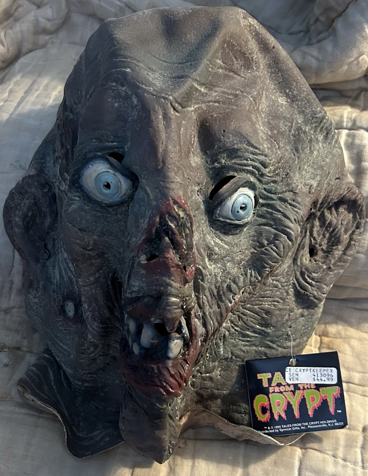 1995 Cryptkeeper Tales from the Crypt Halloween mask accessory, Spooky, With Tag
