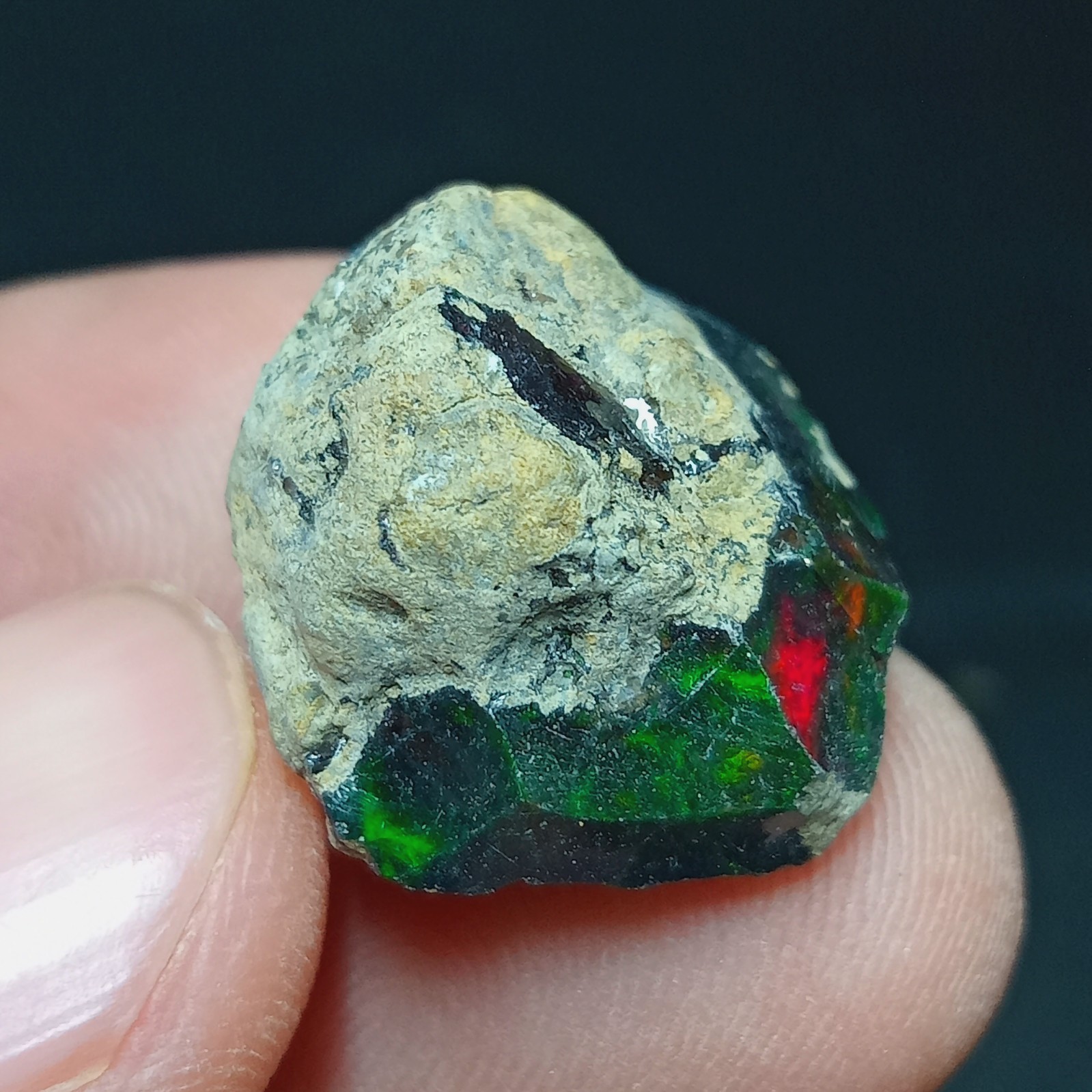 16.30ct Dyed Ethiopian Smoked Black Opal Rough – Vivid Green/Red Fire Opal Stone
