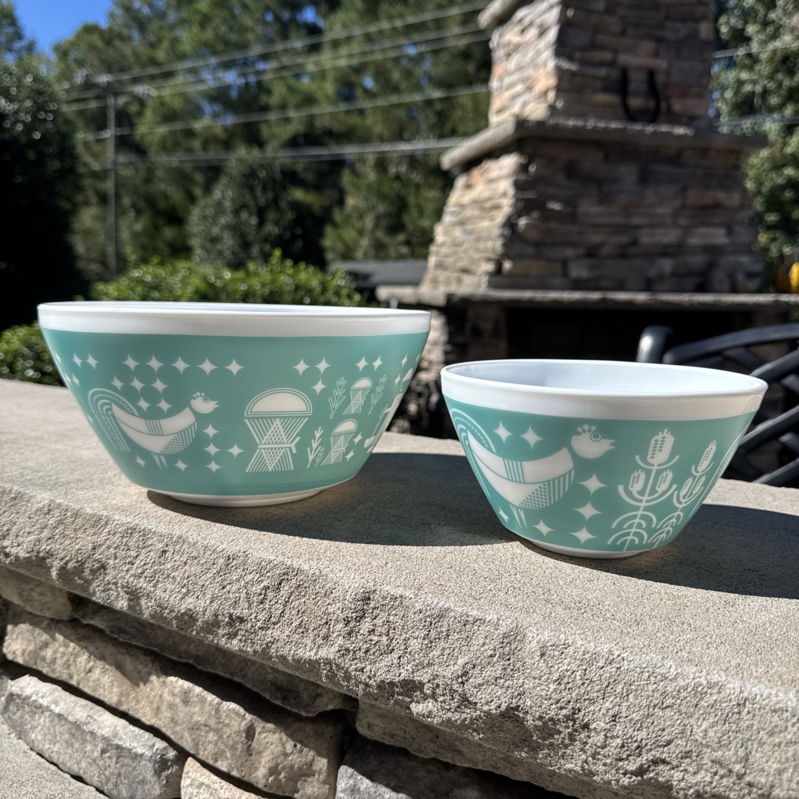 VTG Charm Pyrex Turquoise White Glass Nesting Mixing Bowl Set of 2 - MINT