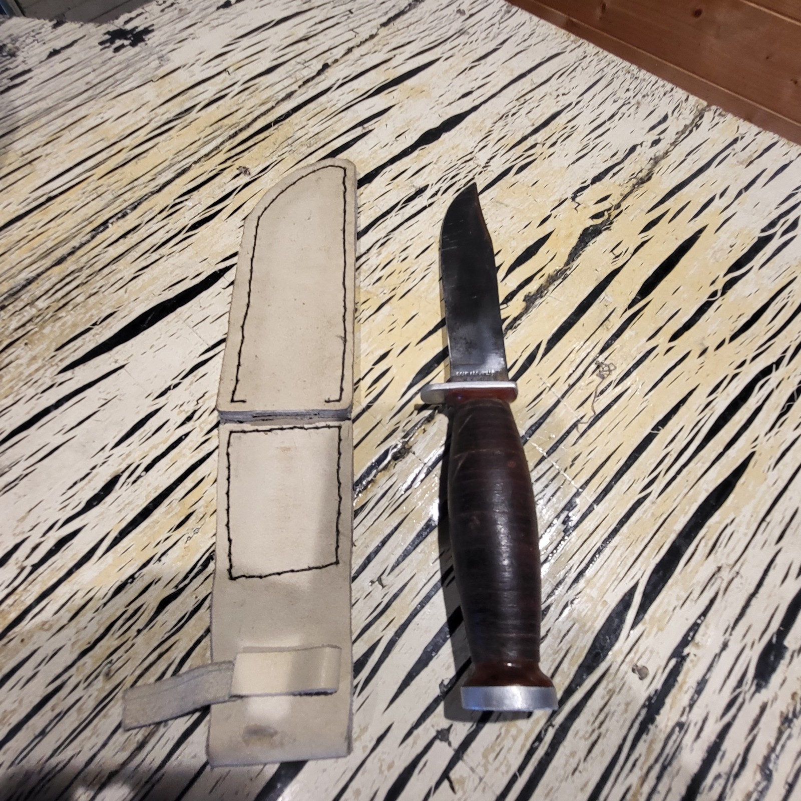 Vintage Schrade-Walden H-15 Fixed Blade Knife 1954-1973