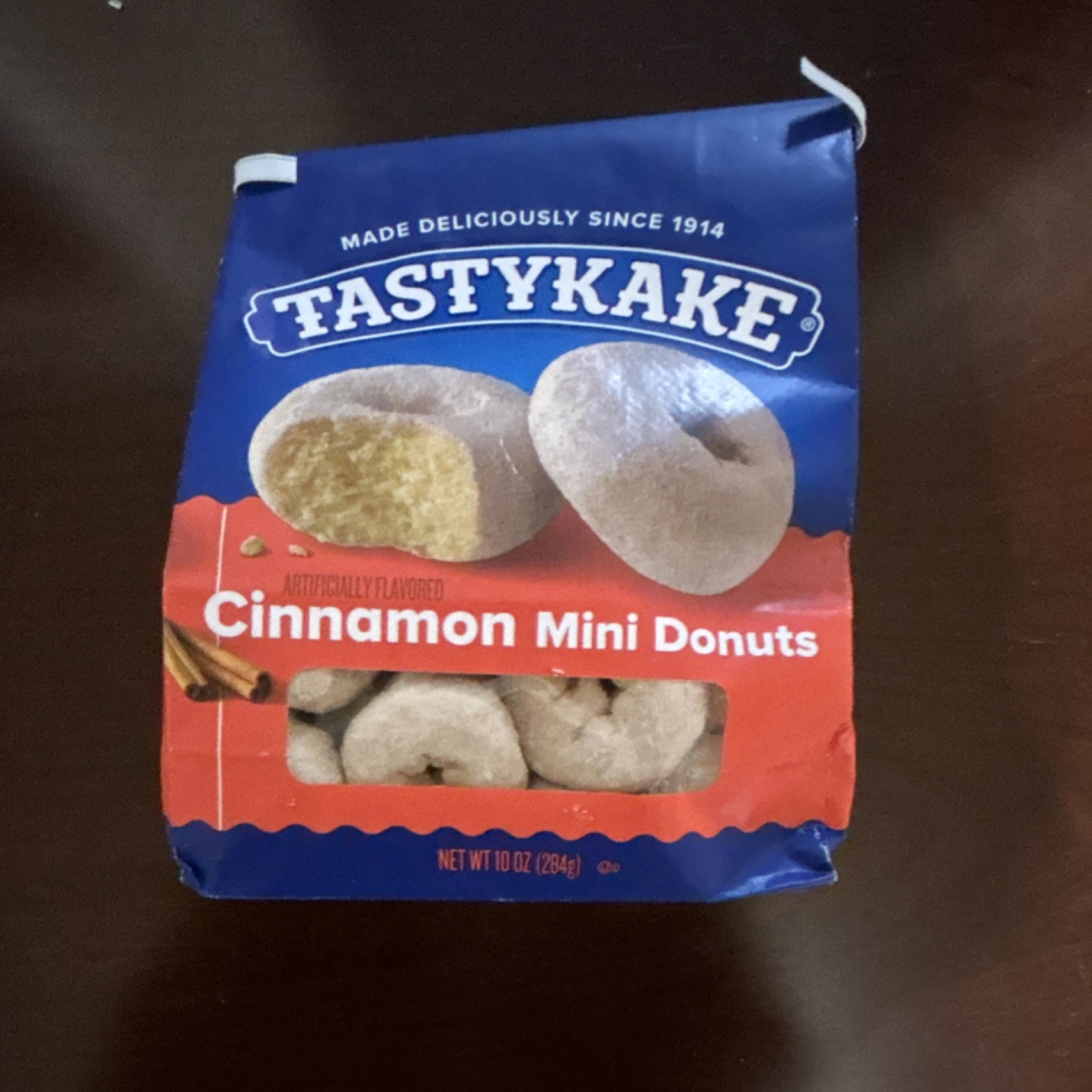 Tastykake Cinnamon Mini Donuts Packaging 10 oz Bakery Box Blue Red White 2024