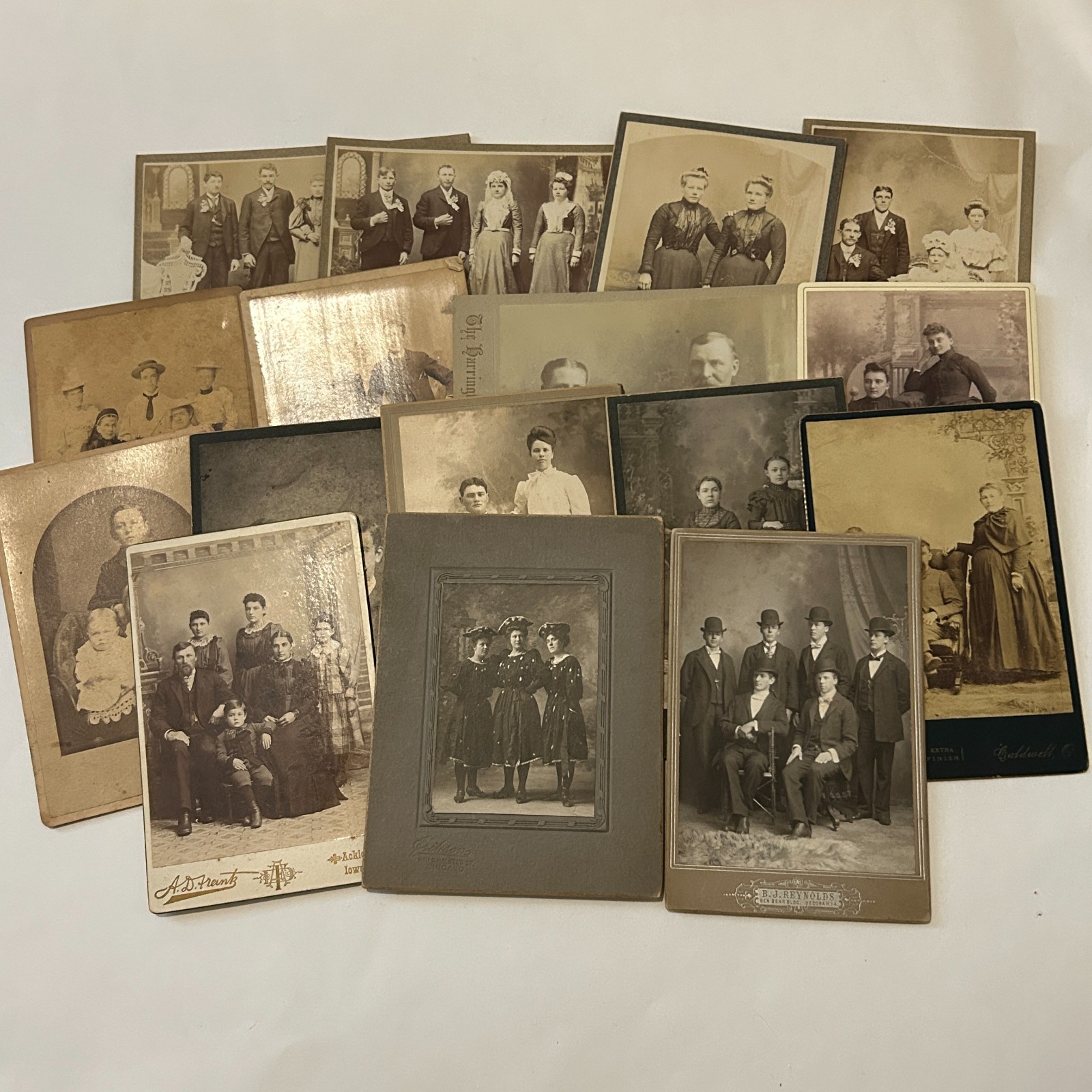 Lot of 16 Antique Victorian Photos Cabinet Cards CDV Group Portraits Family
