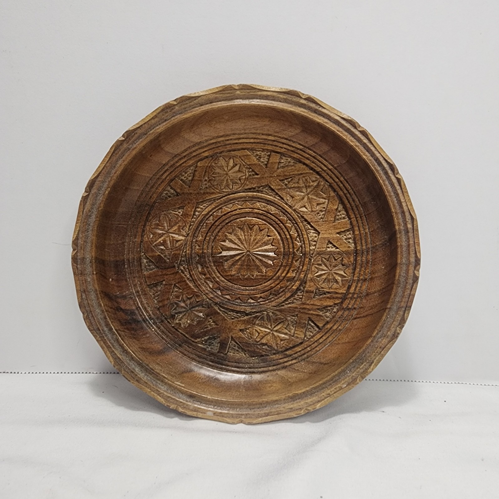 Vtg MCM Yugoslavian HAND CARVED Shallow Wooden Bowl 10\