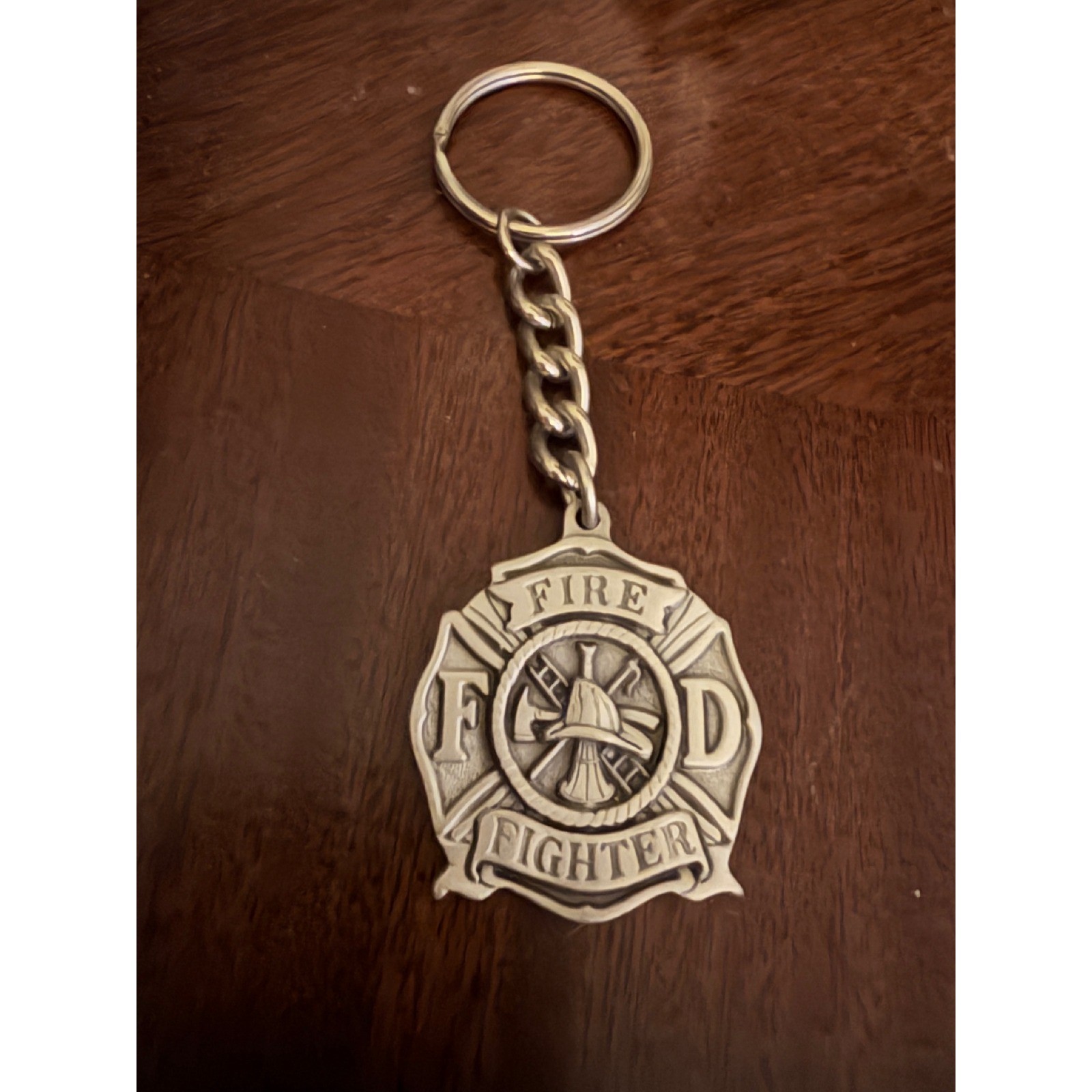 Fire Fighter FD Maltese Cross Fine Pewter Keychain Silver Tone Fireman Gift