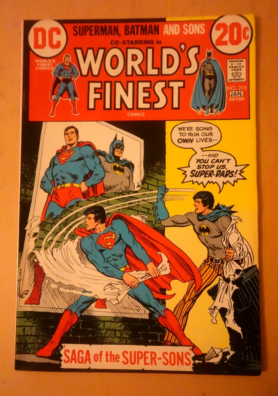 1972 WORLD\'S FINEST COMIC #215 HI GRADE