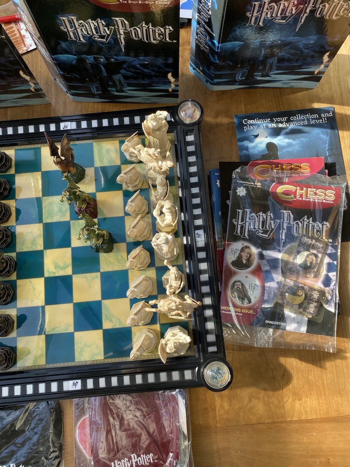  DeAgostini Harry Potter Wizard’s Chess Set Issues 1–48, 2x50 with Board+Pieces