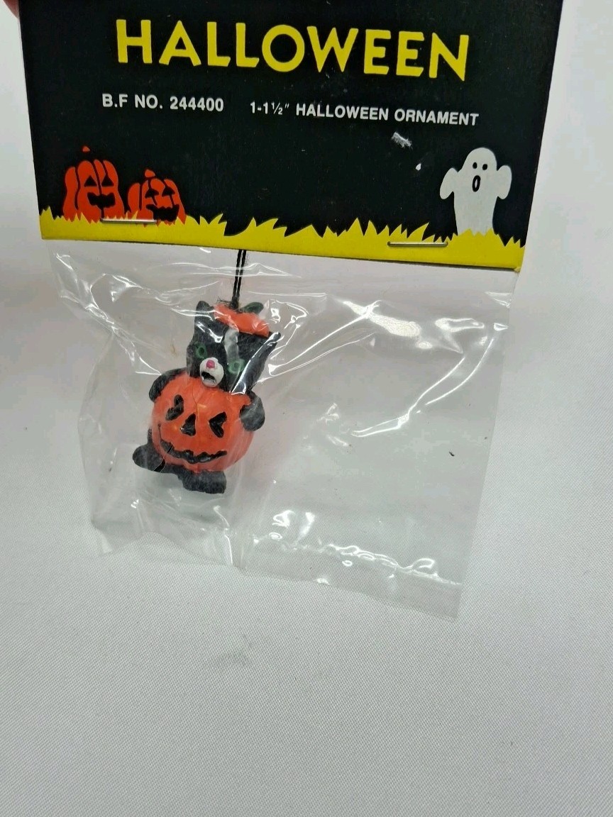 Vtg Ben Franklin NOS Halloween Miniature Ornament Cat w/ Pumpkin Outfit ~1.25
