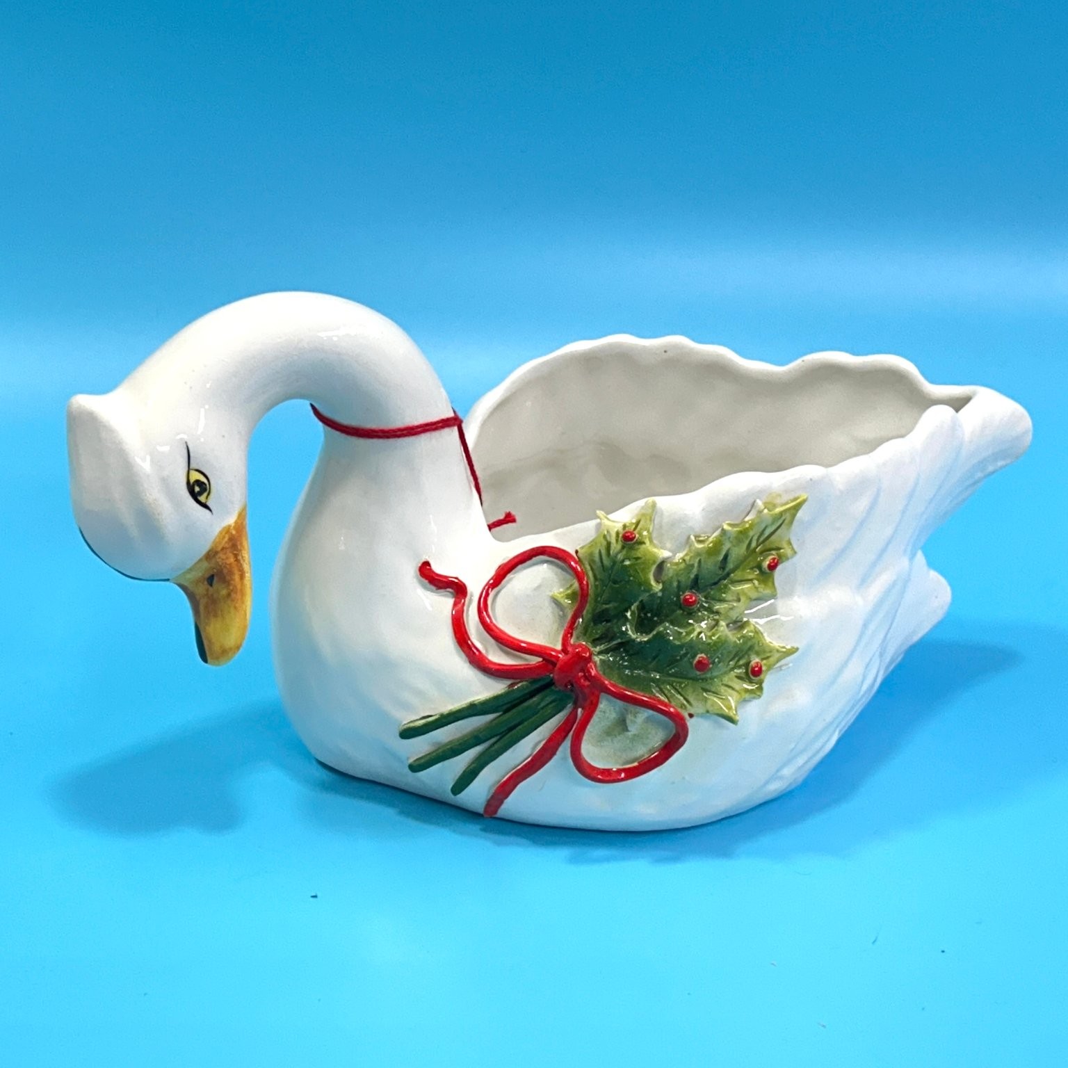 Capodimonte Swan Planter Christmas Holiday Decor 9 Inch Ceramic
