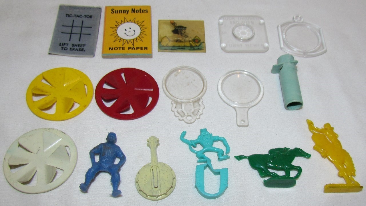 1960s Cracker Jack Prizes, lot of 16, whistles, figures, magic slate+++