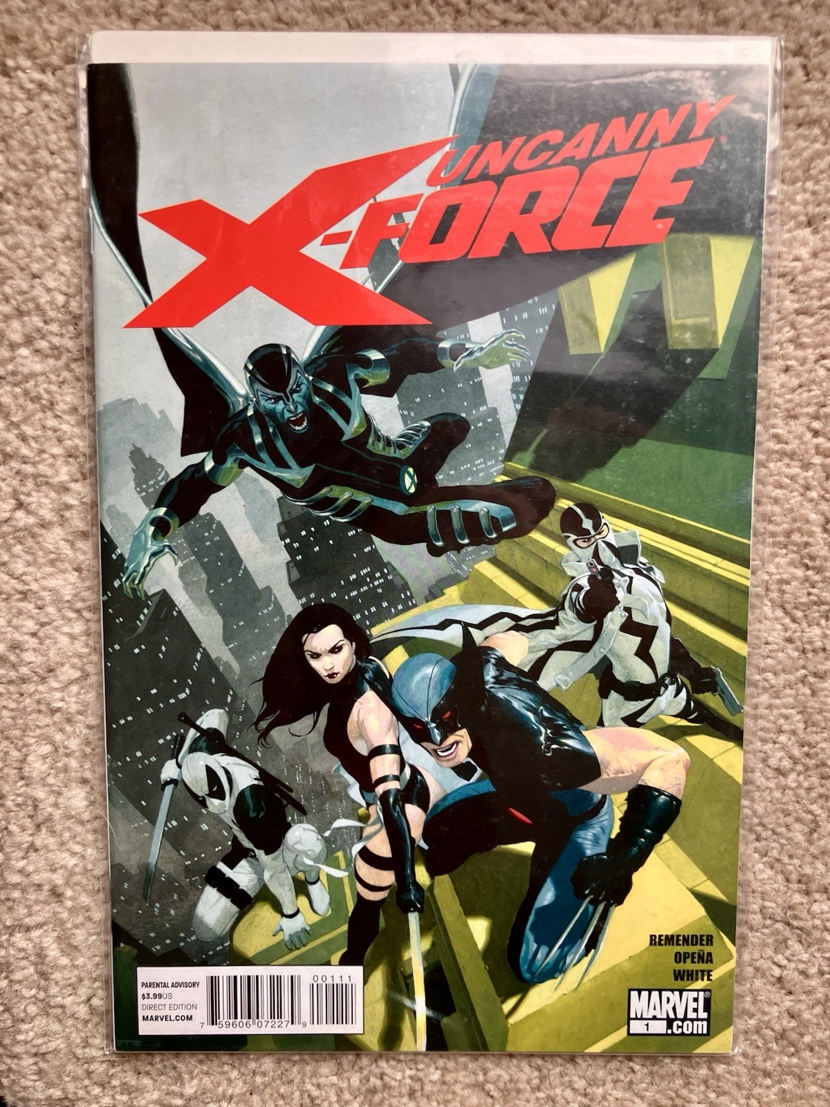 Uncanny X-Force #1 (Marvel Comics 2010) Deadpool, Wolverine, Psylocke