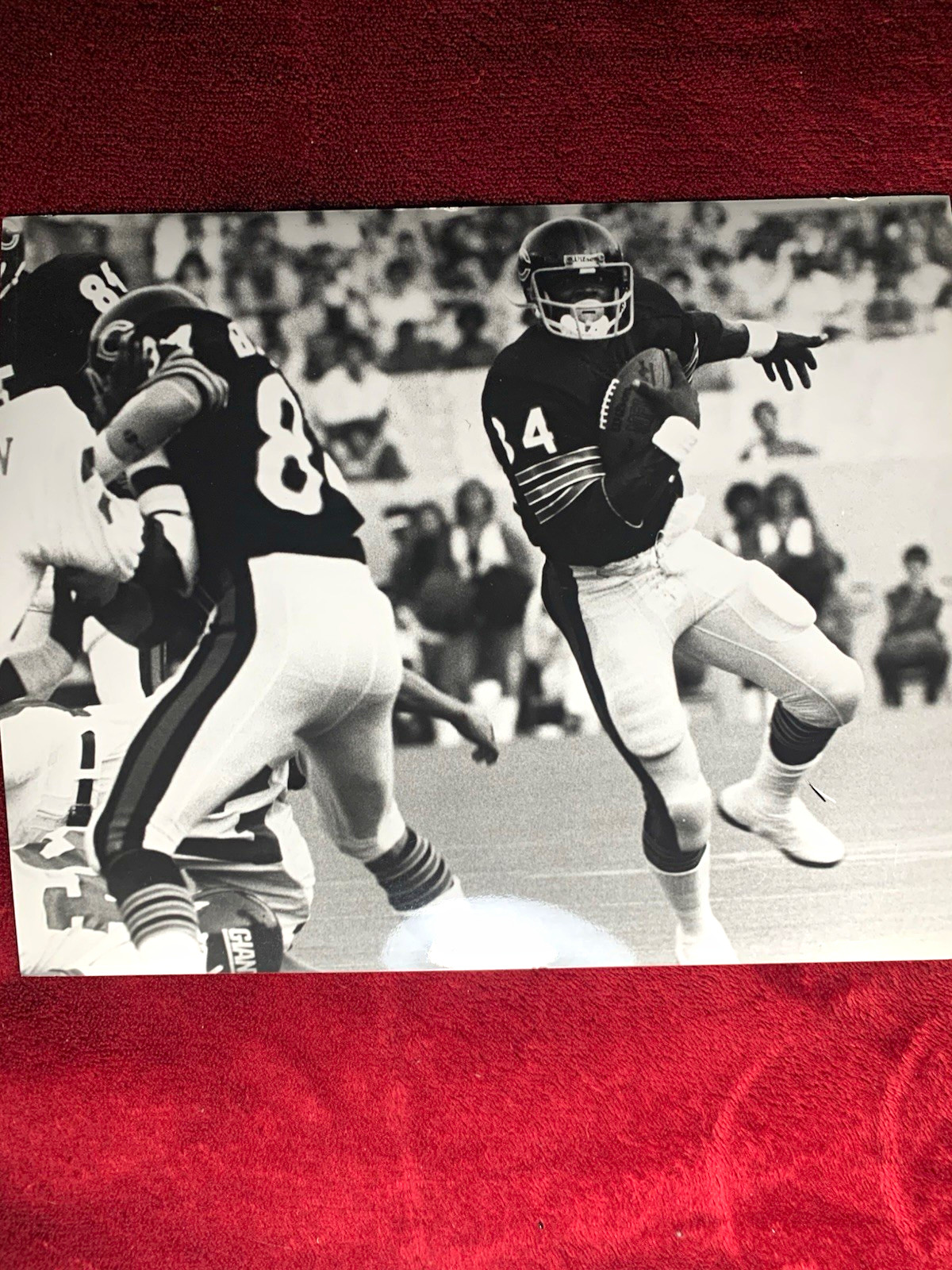 Vintage Walter Payton Chicago Bears Action B&W 8x10 Photo - Kodak Paper