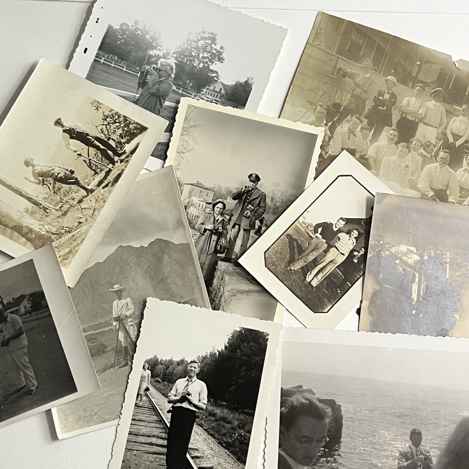 Vintage & Antique Snapshot Photograph Lot Of 10 Featuring Camera Man Women