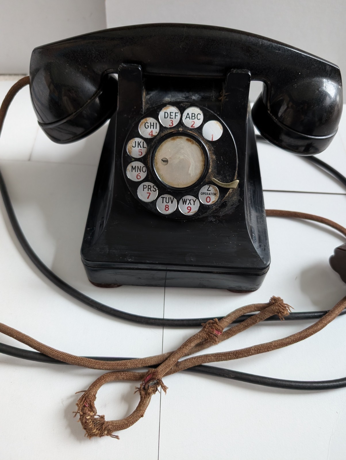 1940s Bell System Western Electric F1 Rotary Dial Bakelite Desk Telephone Black