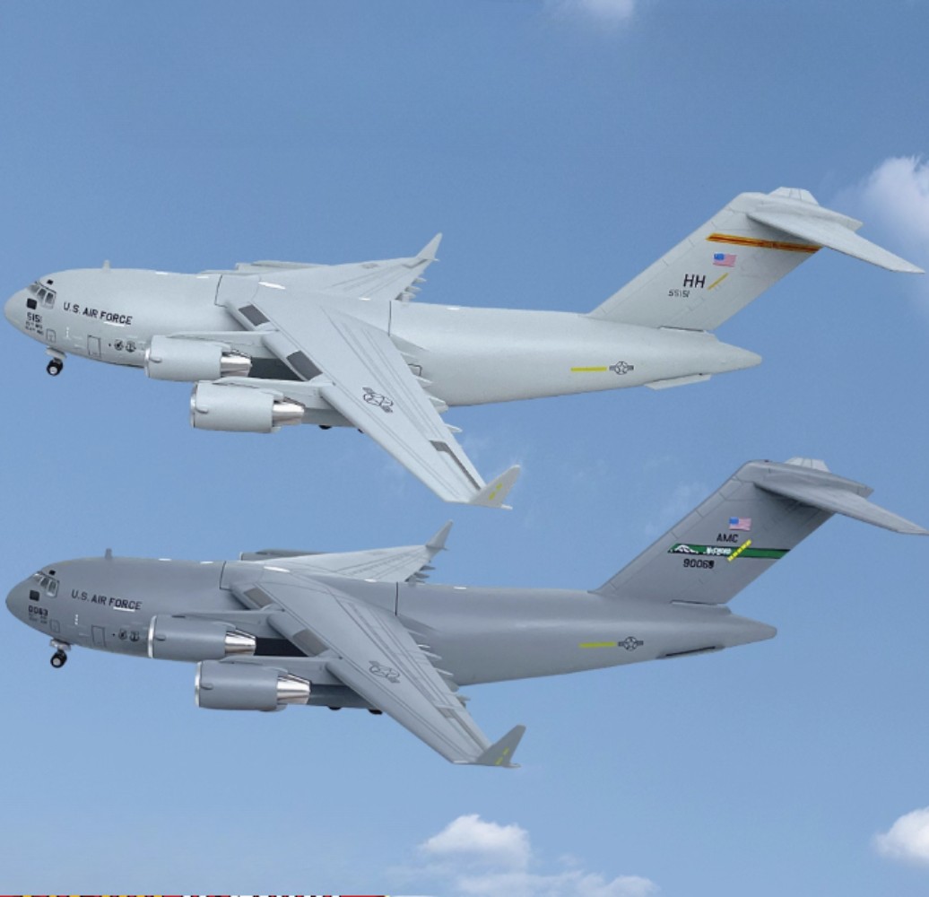 USAF C-17 Globemaster III Military Transport Aircraft 1/200 Diecast Model