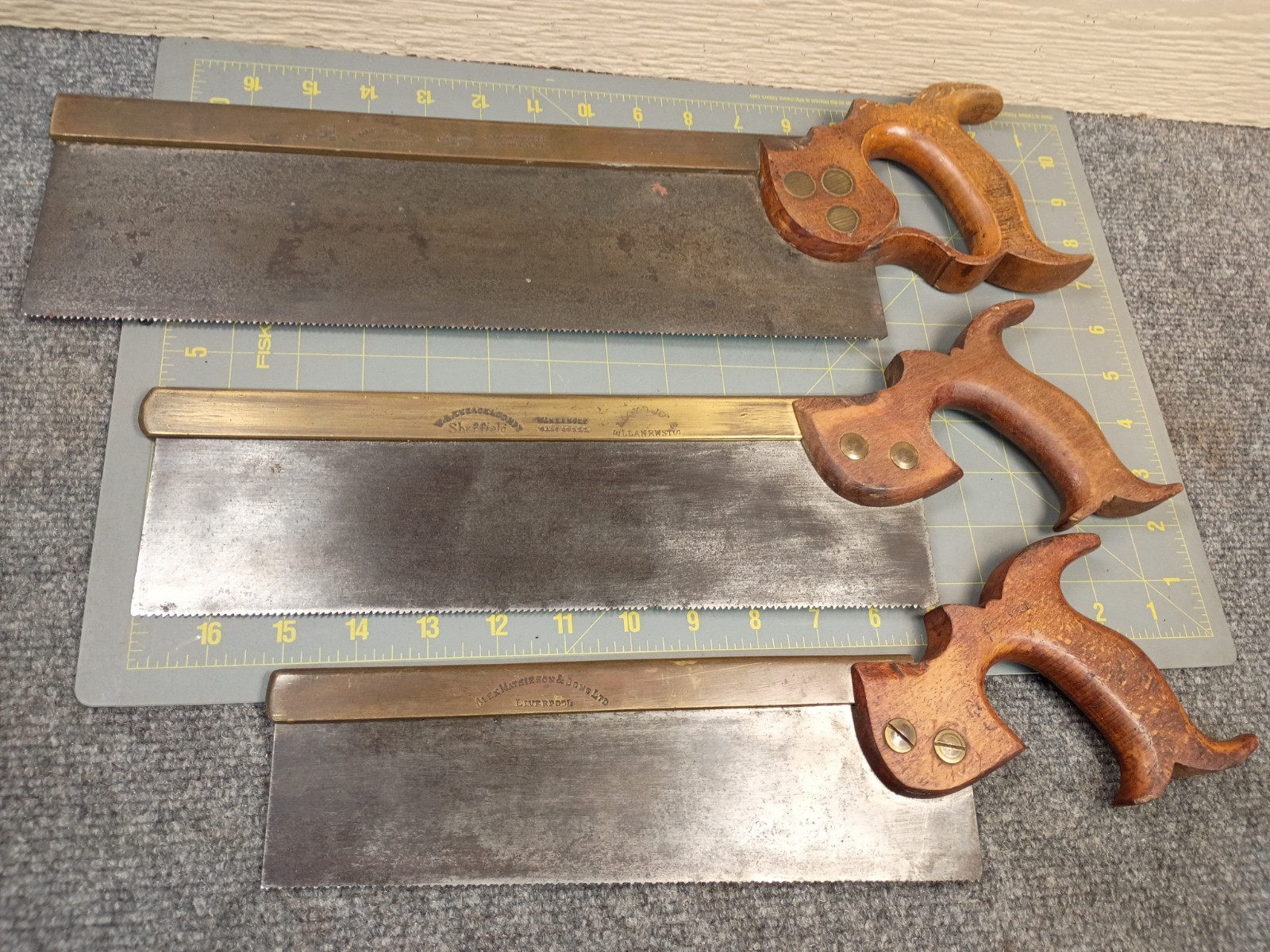 Lot Old ANTIQUE Tenon SAW Brass Back Mathieson Tyzack Groves Dove Barn Find O5