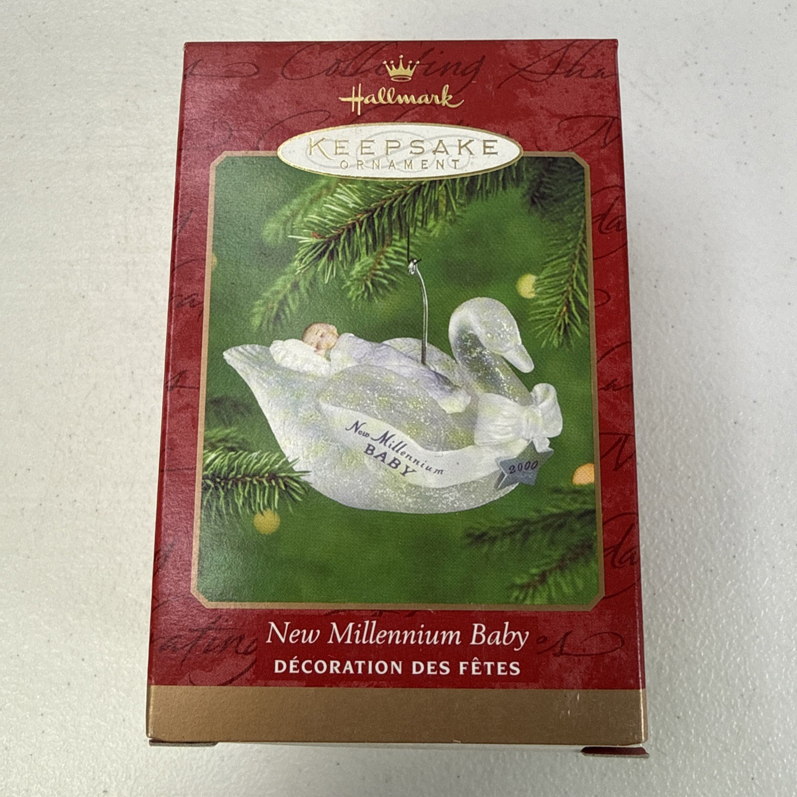 Hallmark 2000 New Millennium Baby Swan Keepsake Christmas Ornament QX8581 Box
