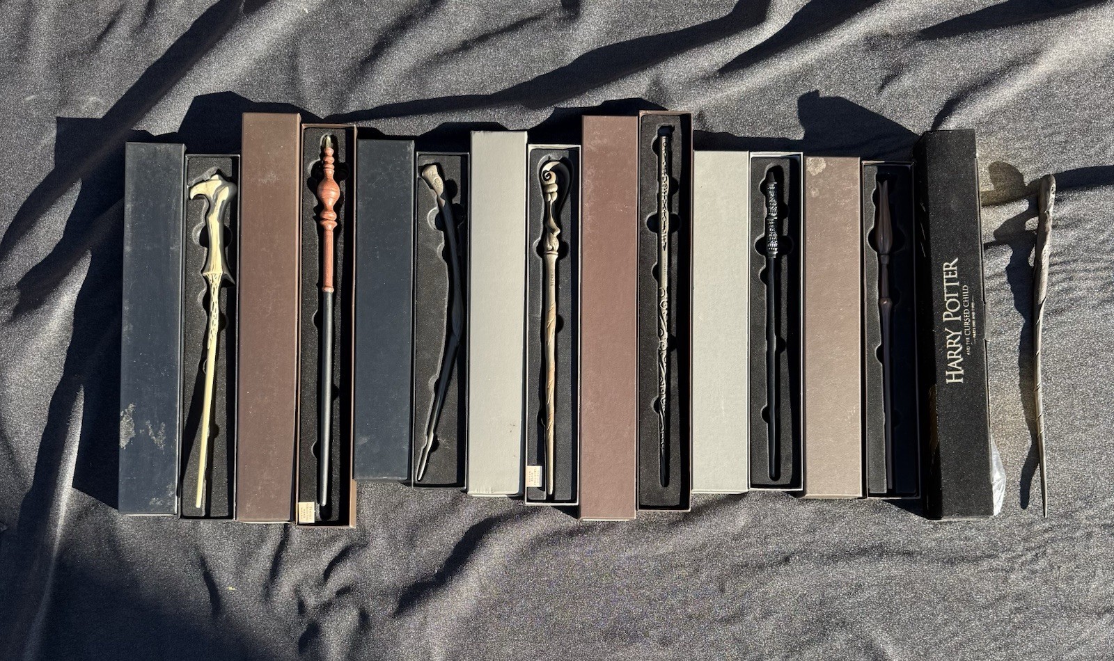 8 Harry Potter Wizarding World Wands Universal Studios Orlando MIB Collection