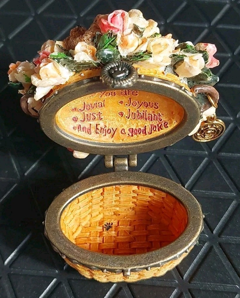 Boyds Bears Beary Blossoms June Trinket Box Floral Basket Hinged Box 392205