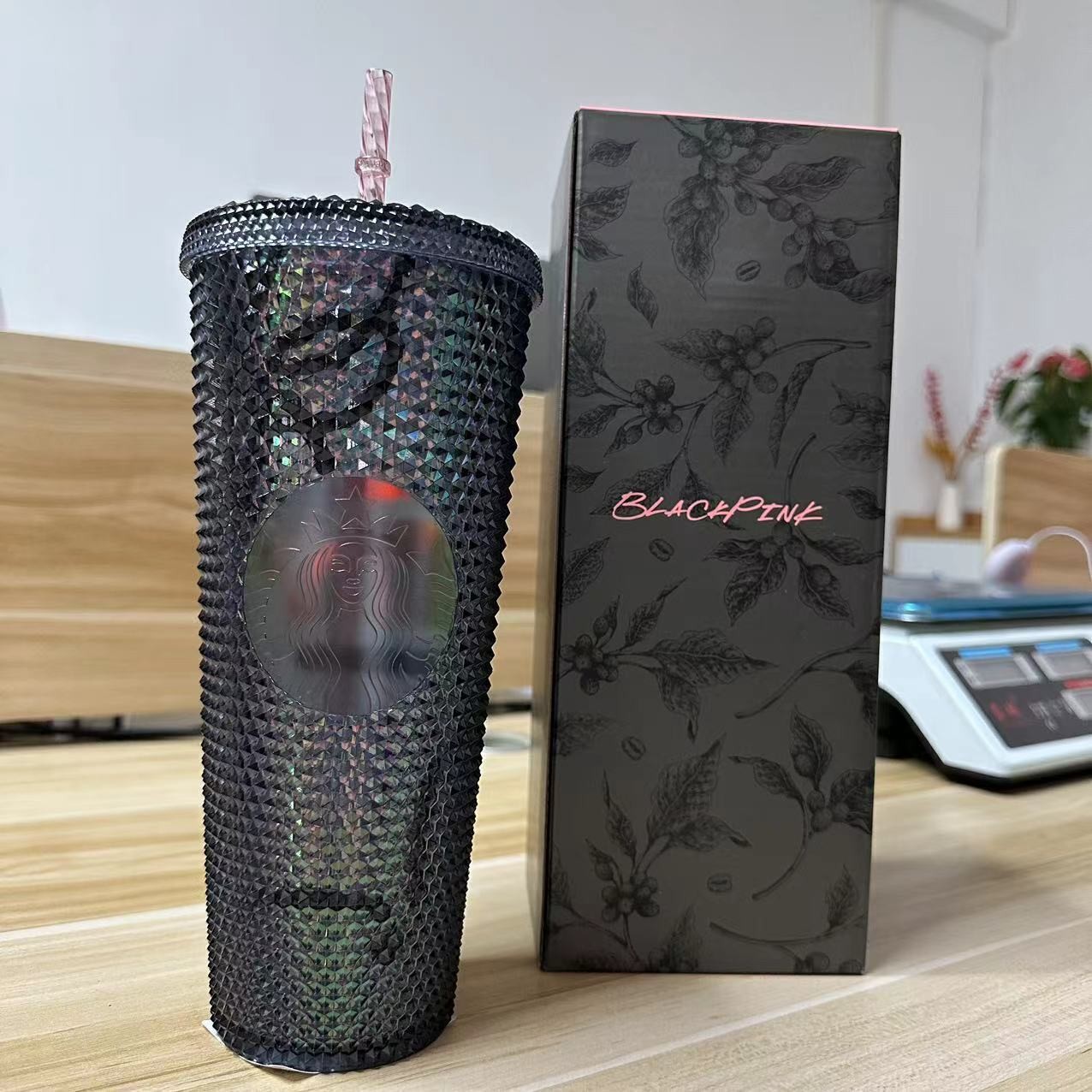 Starbucks x BLACKPINK 2023 24oz Studded Tumbler Black with Box