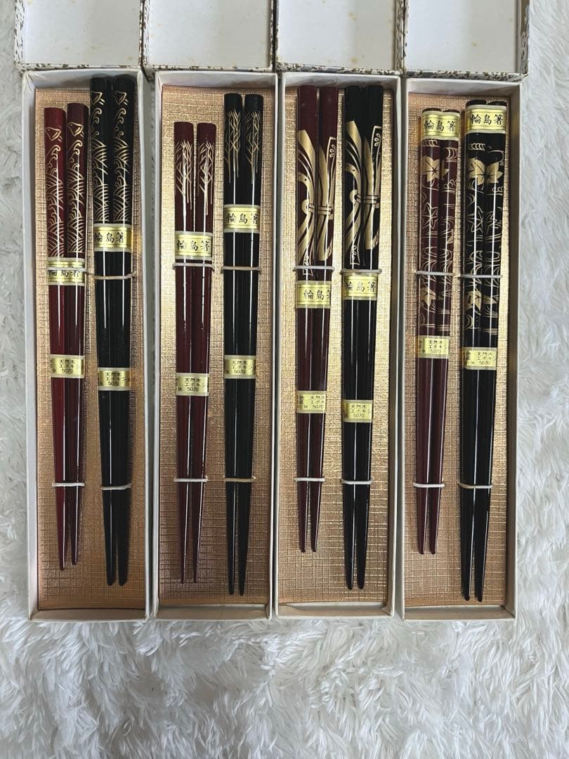Wajima Lacquer Chopsticks 8 Pairs Gold Makie Natural Wood Set Handcrafted