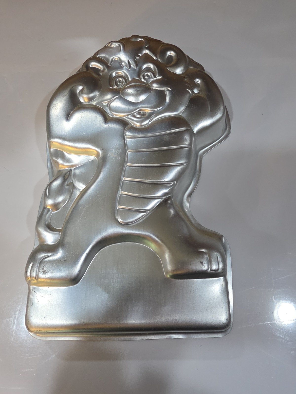 Wuzzle Bumbellion Wilton 1985 Cake Mold Pan