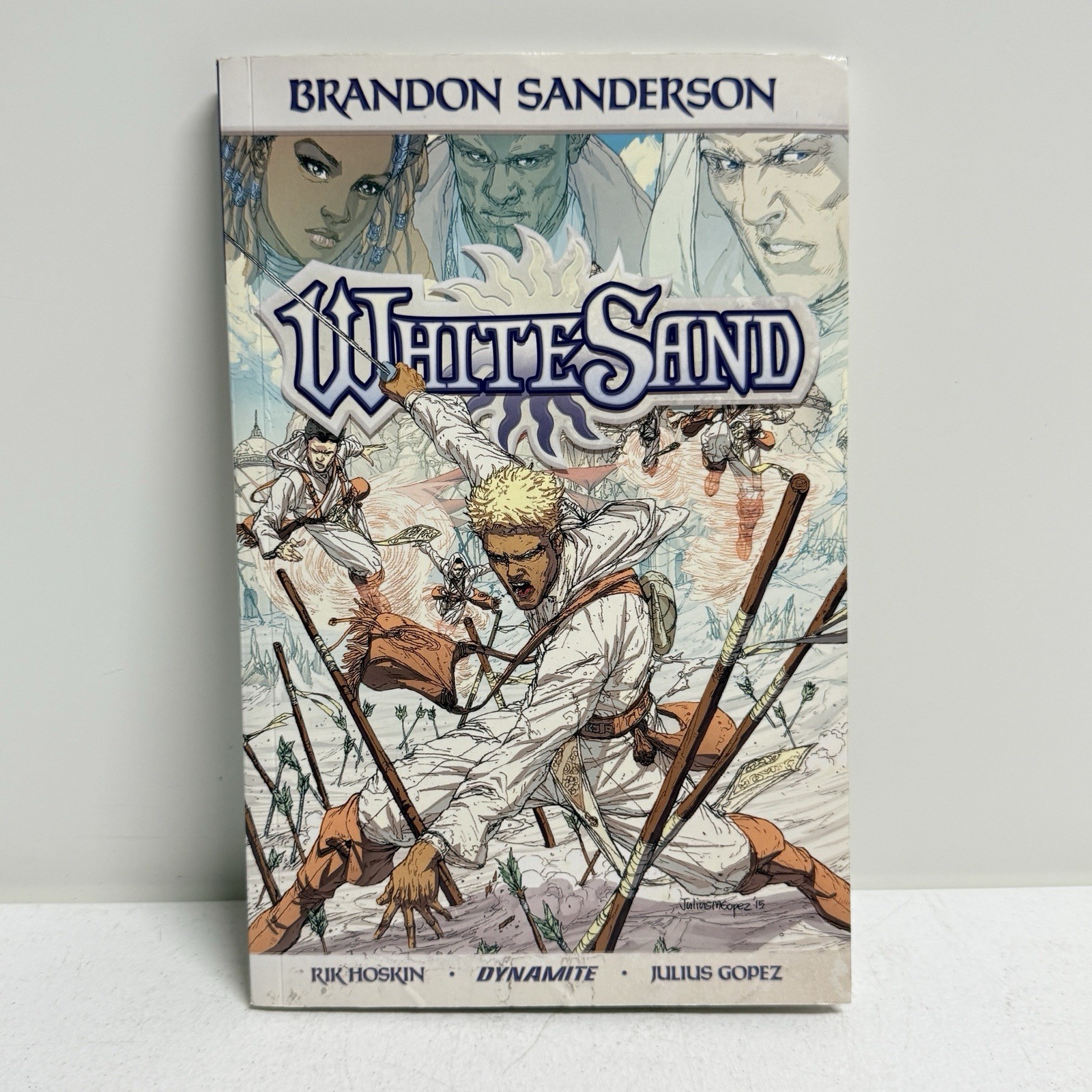Brandon Sanderson\'s White Sand Volume 1 Paperback