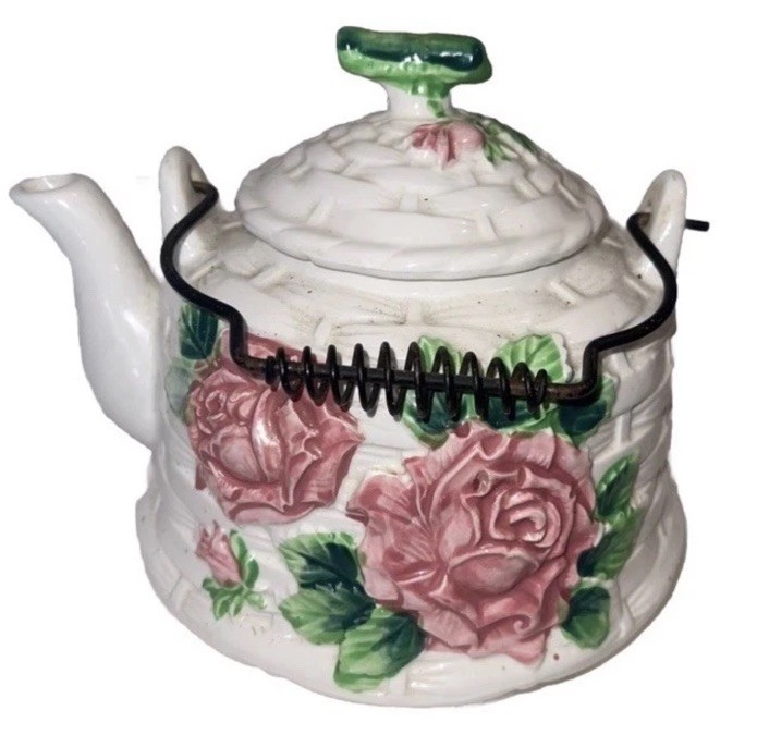 Fun Vtg Rubens Originals Teapot Los Angeles/Japan, #2153, Basketweave Pink Roses