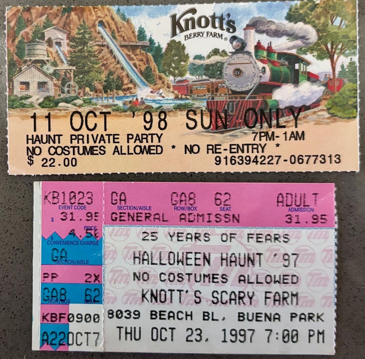 Vtg Knott’s Scary Farm Ticket Lot 1997 & 1998 Halloween Haunt Memorabilia Rare