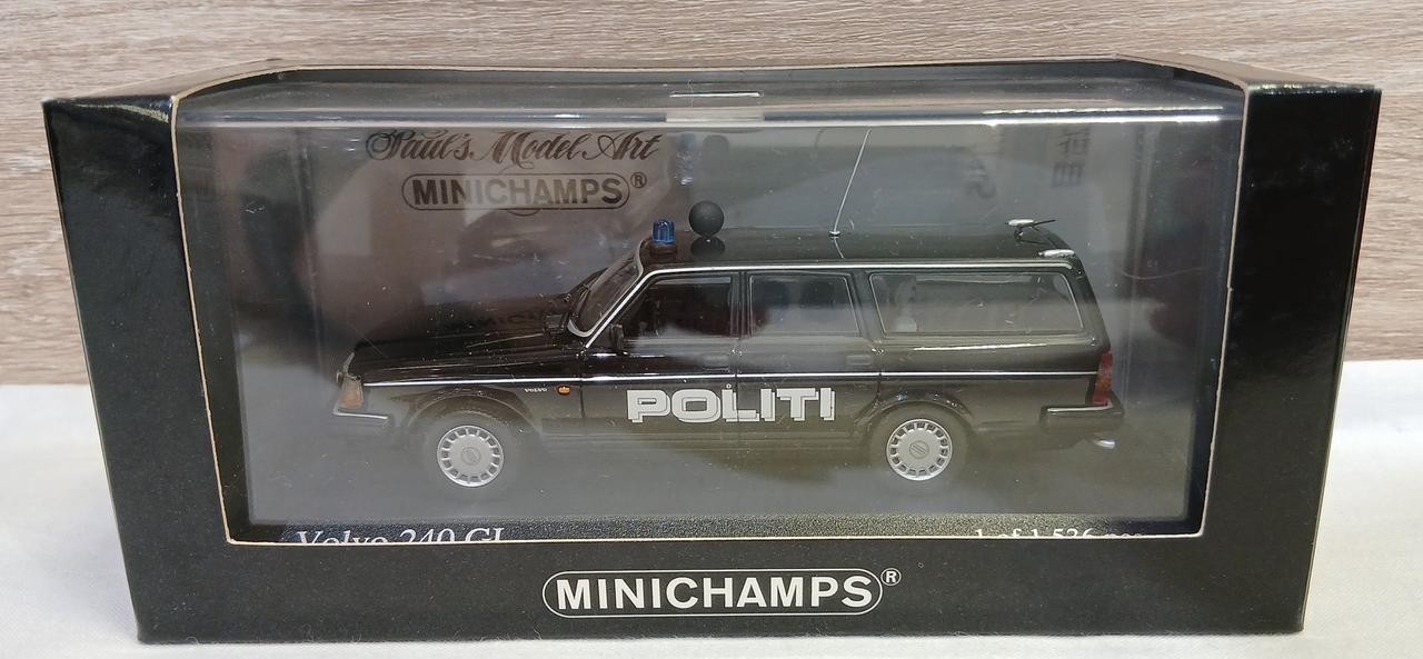 Minichamps Pauls Model Art Miniature Car Opened [Age 13+]