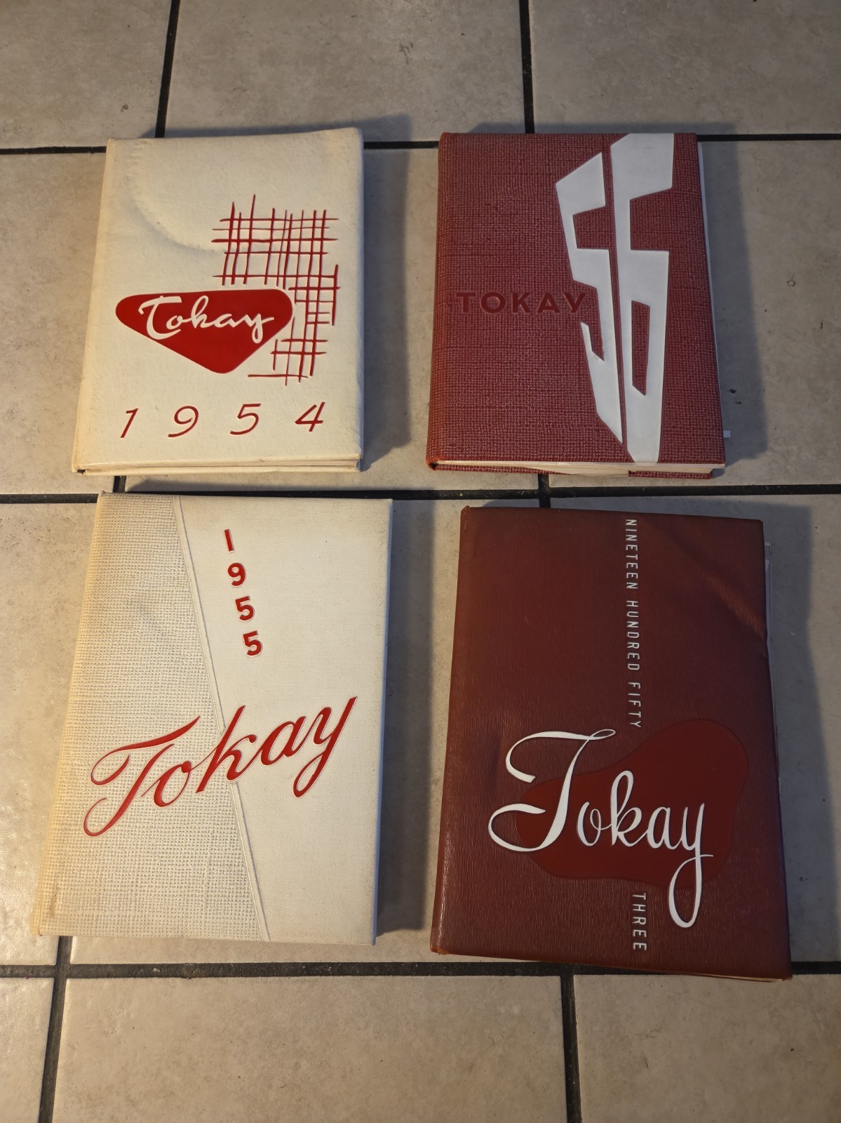 Lot Of 4 Vintage 1950s Lodi High School Year Books Signed With Memorabilia