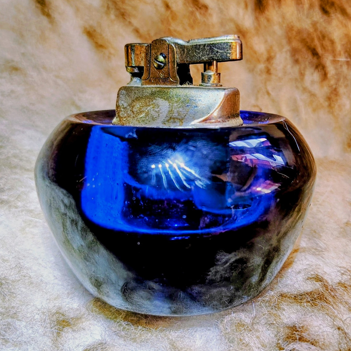 Vintage Viking Colbolt Blue Glass Round Table Lighter Great Used Condition