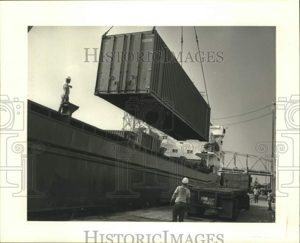 1985 Press Photo International Longshoremen's Association., Galvez St. Wharf