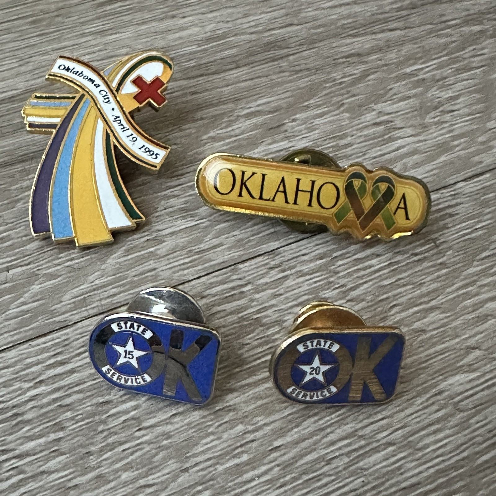 VTG 1990s Oklahoma State Service 15-20 Years Govt Silver Gold Tone 4 Lapel Pins
