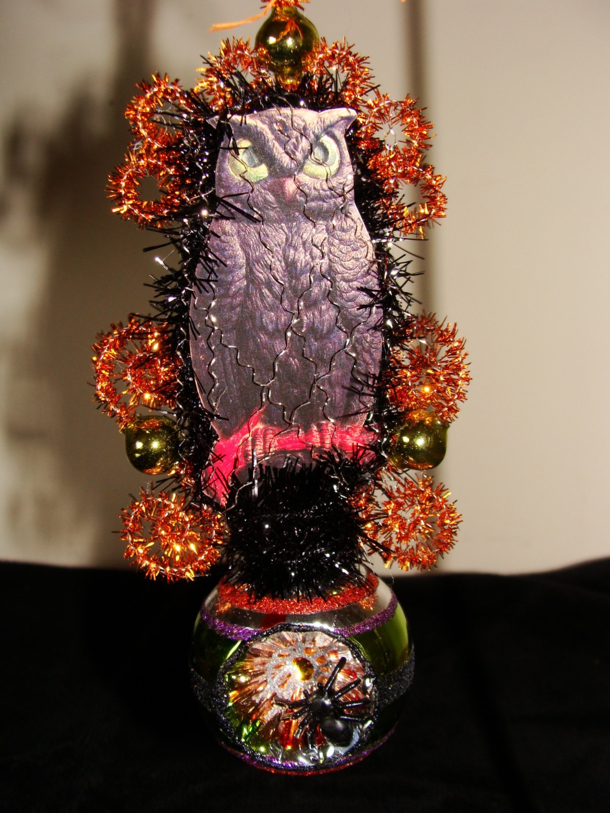 HALLOWEEN DIECUT OWL GLASS INDENT ORNAMENT/2 SIDED