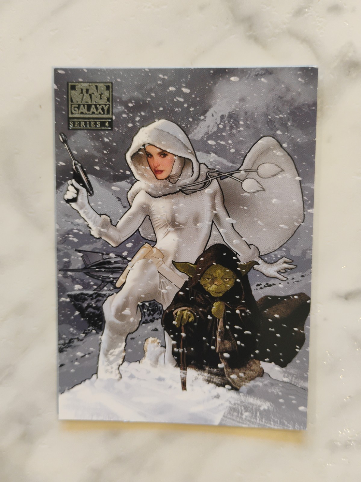 2009 Topps Star Wars Galaxy Series 4 #19 PADME AMIDALA Snow Bunny 