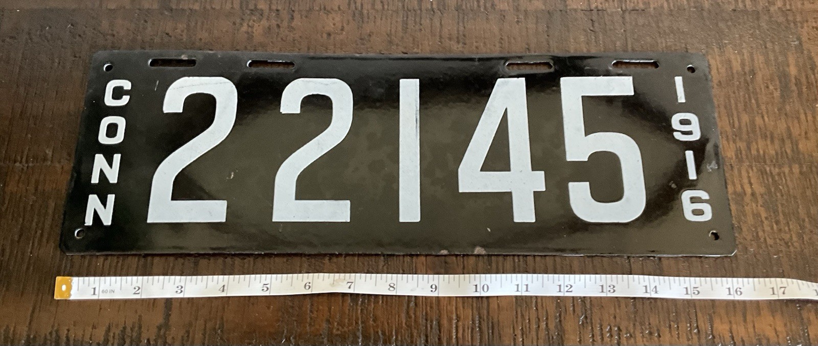 Antique 1916 Connecticut Porcelain License Plate 22145
