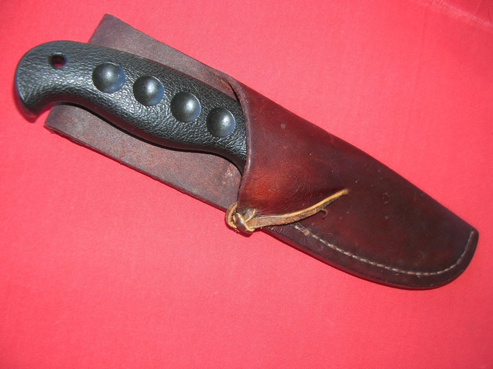 OLDER SPYDERCO FB05P TEMPERANCE BLACK HANDLES KNIFE 4