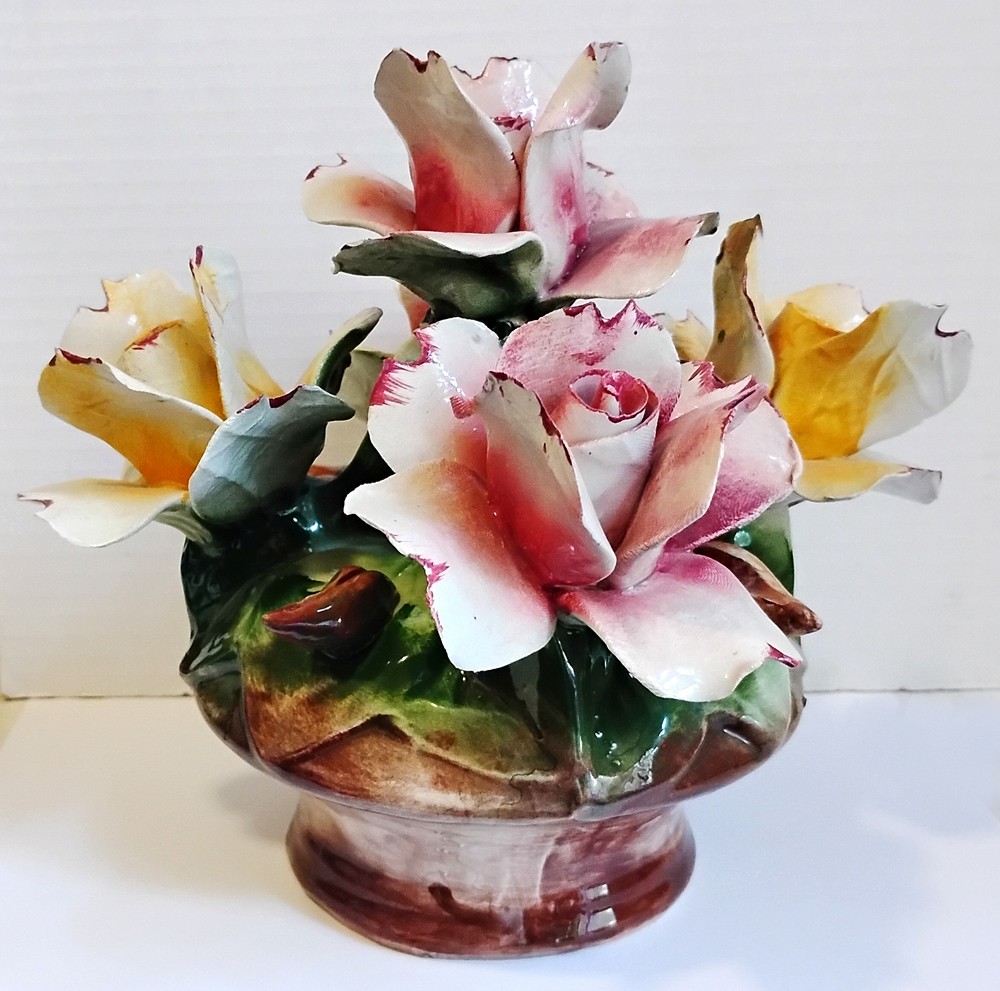 Vintage Capodimonte Porcelain Flower Basket Made In Italy Rose Bouquet Pink Yel.
