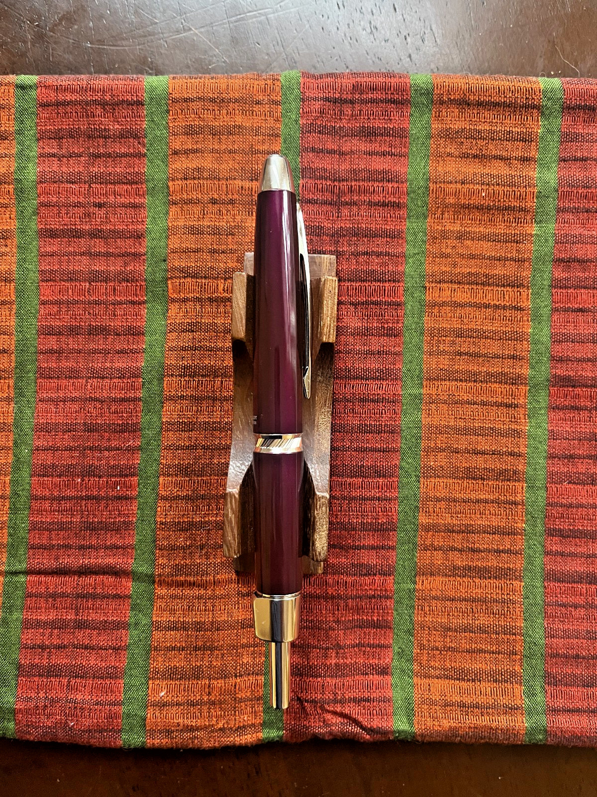 Pilot Dark Purple/Burgundy Luxury Silent (LS) Fountain Pen, 18k F nib, with box