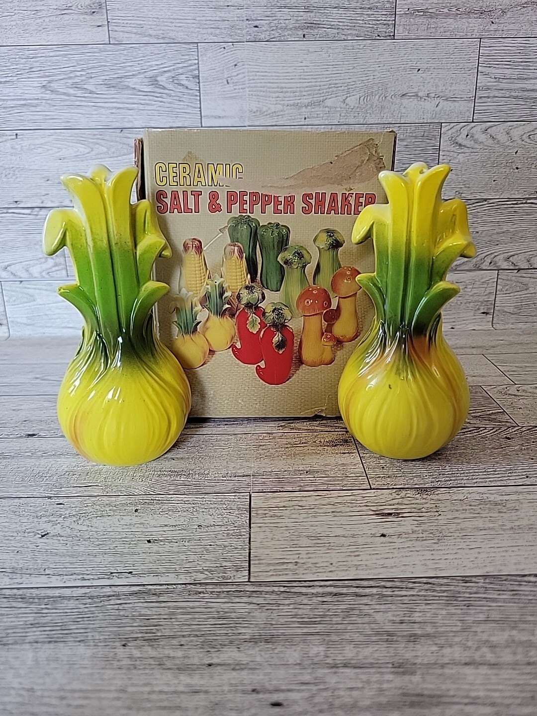 Vintage Japan Fennel Onion Ceramic Green Yellow Salt Pepper Shaker Box MCM Retro