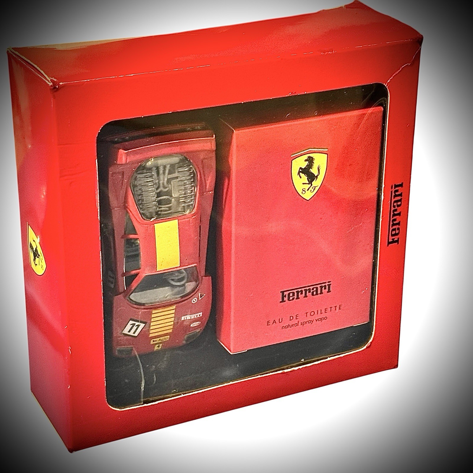 Vntg Rare Burago 1987 Ferrari F40  Red Diecast 1:24 Model Car Eau de Toilette