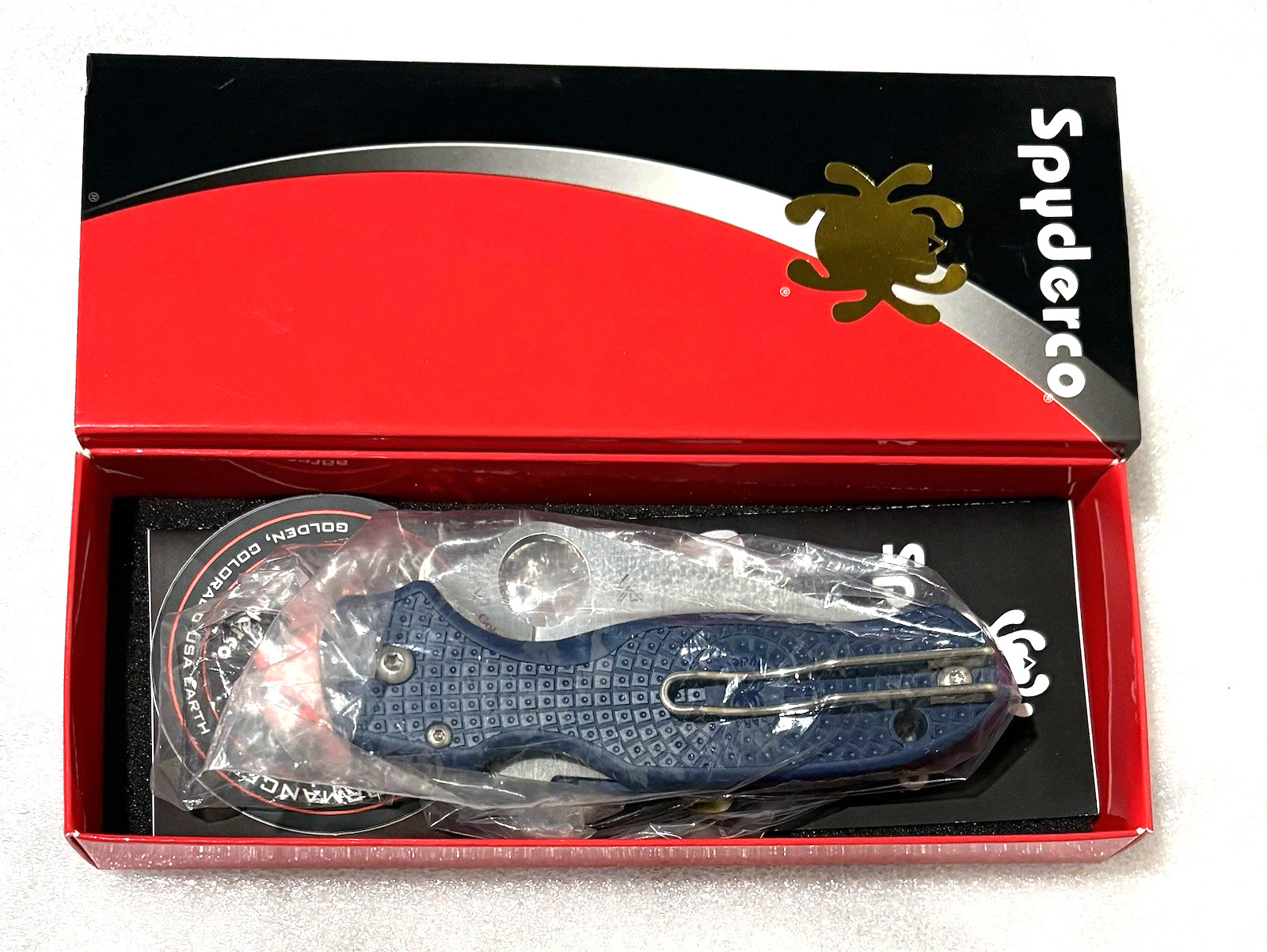 Spyderco Para 3 Blue FRN CPM SPY27 Plain Edge Compression Lock knife box