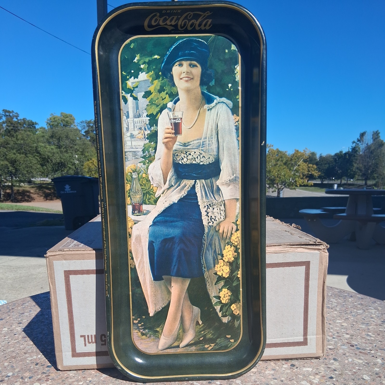 VINTAGE 1973 COCA-COLA GREEN TIN METAL SERVING TRAY GIBSON GIRL 1921 ADVERTISING
