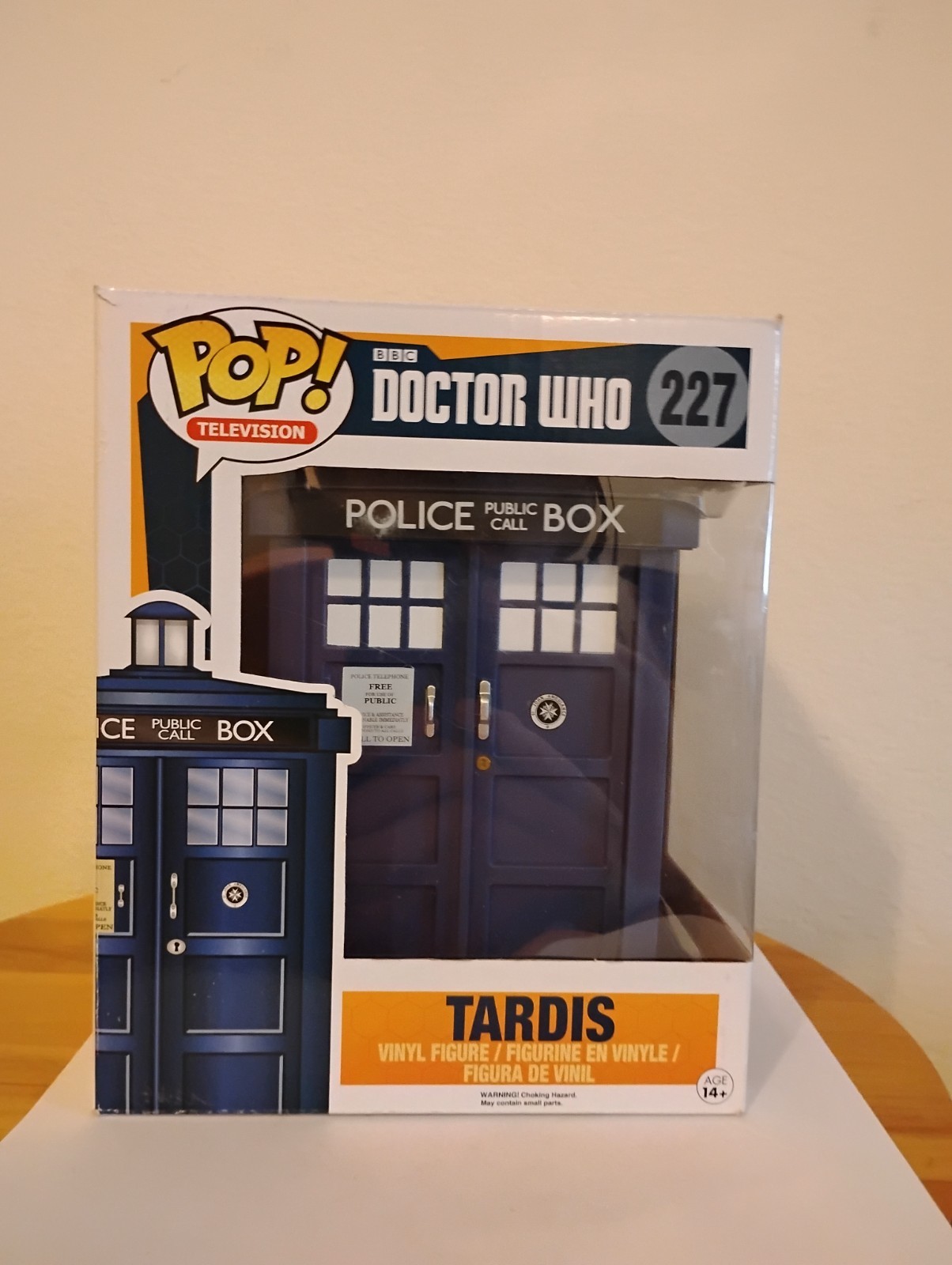 Funko Pop BBC Doctor Who TARDIS #227 6