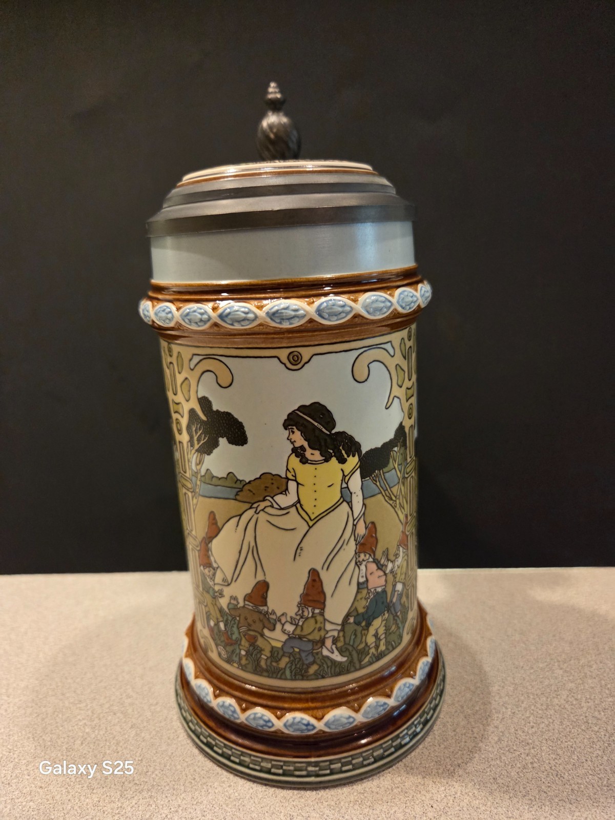 Antique grman lidded beer stein Mettlach pc#2901