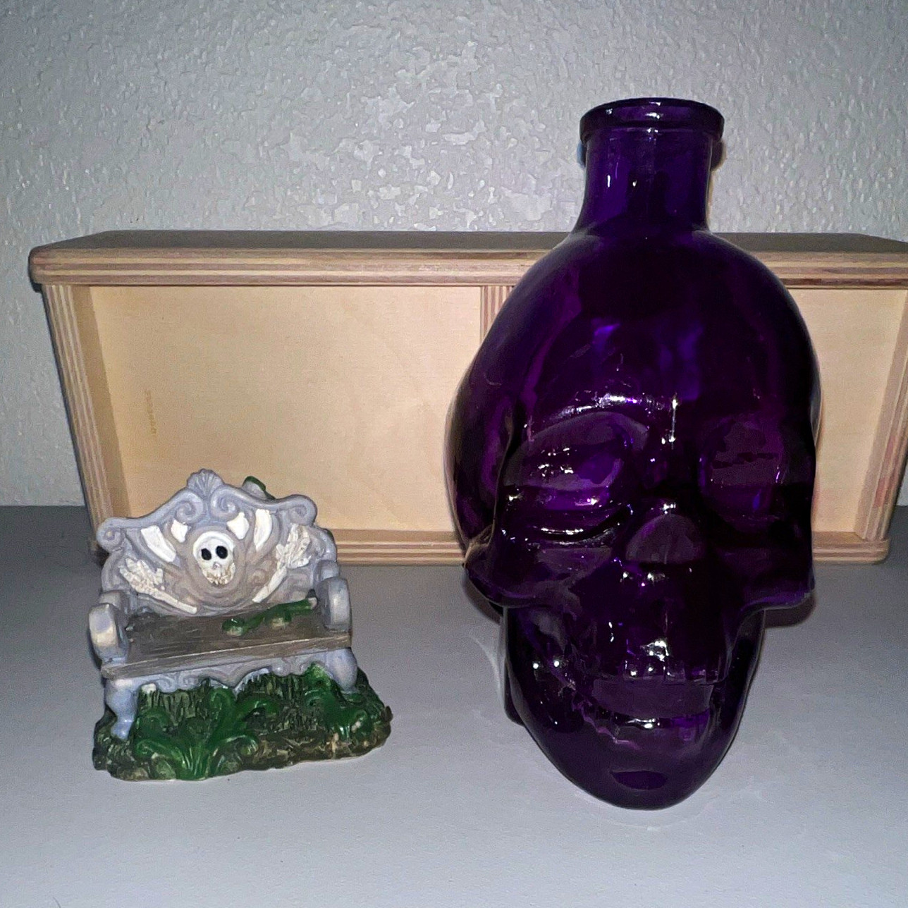Purple Glass Skull-Shaped Bottle/ Vase Decorative Skull Bench