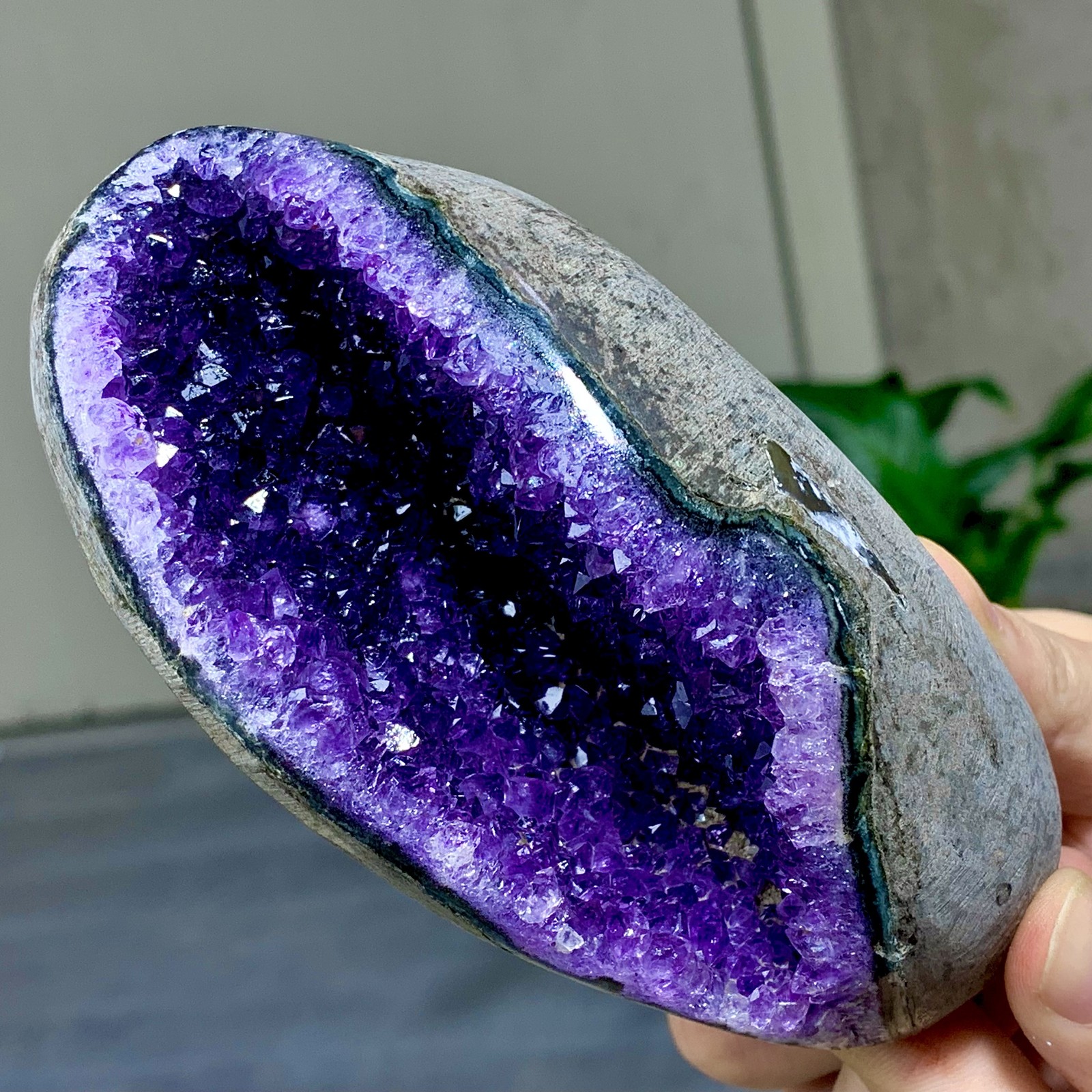538G Natural Amethyst agate geode quartz cluster crystal specimen Healing