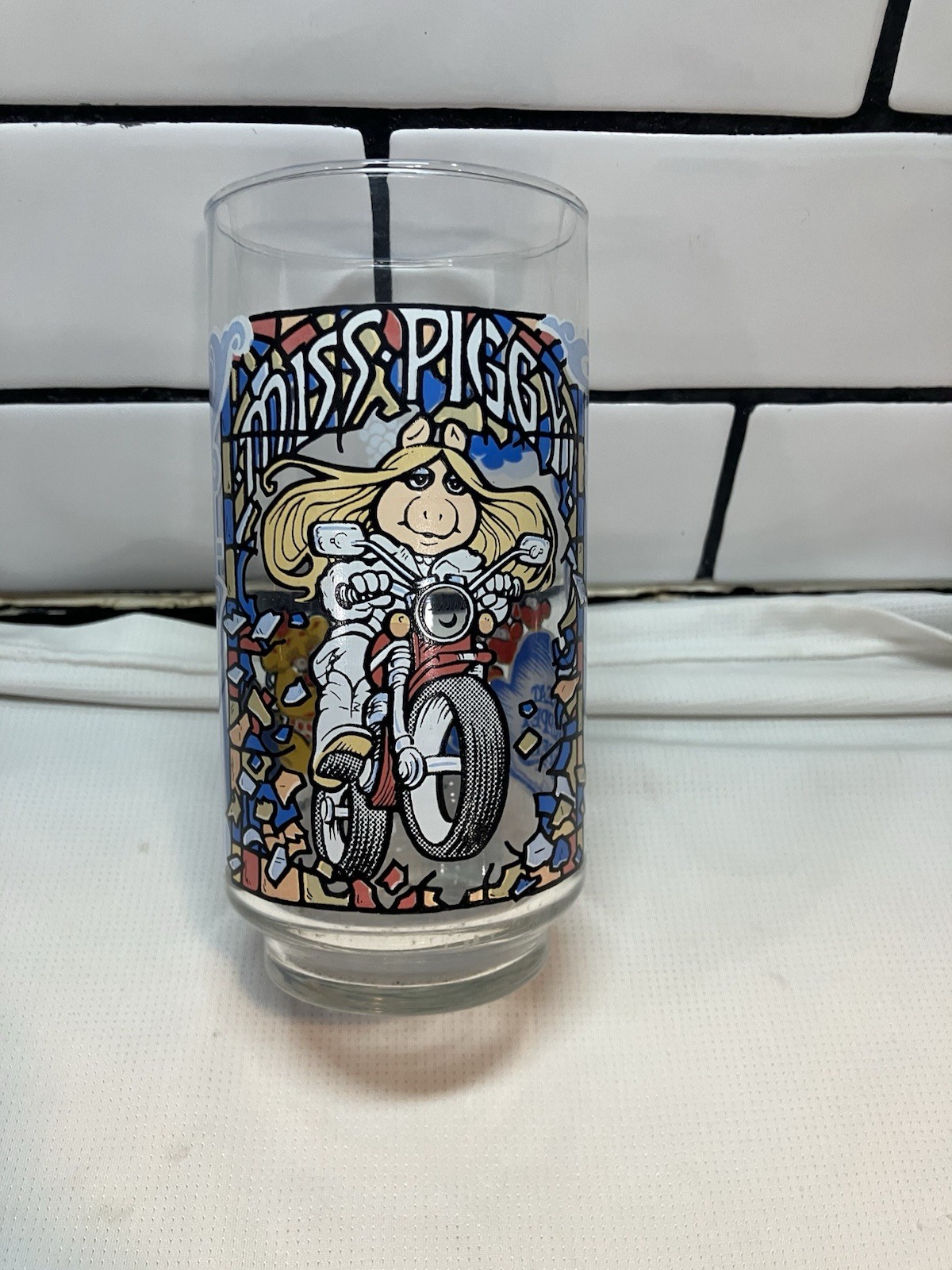 Vintage 1981 McDonald\'s The Great Muppet Caper Miss Piggy Motorcycle Glass Cup