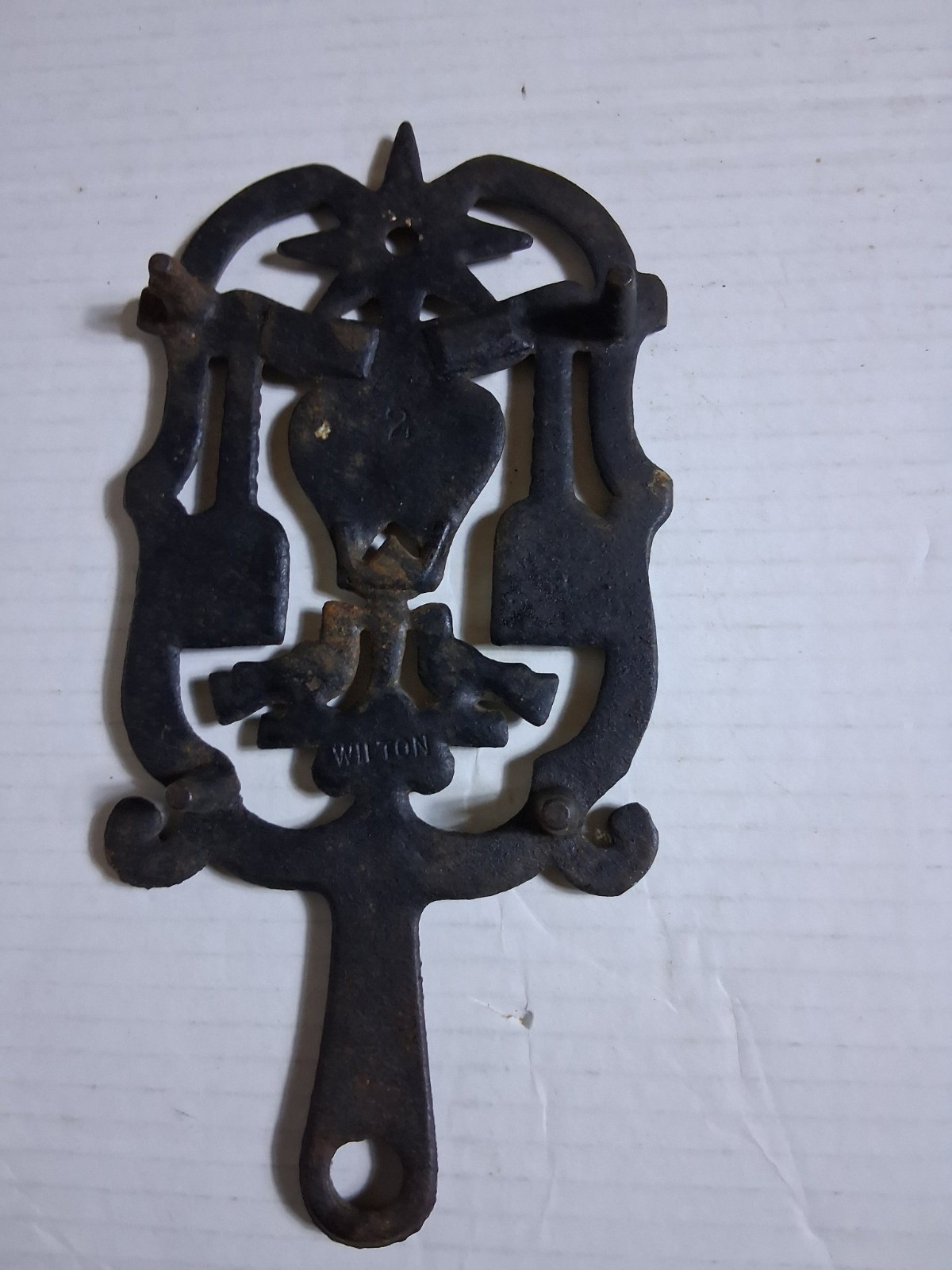 Vintage Wilton Cast Iron Trivet Heart Tassels Birds Long Handle #2